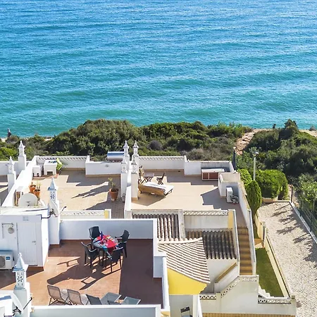 Seaside In Picturesque Holiday home *